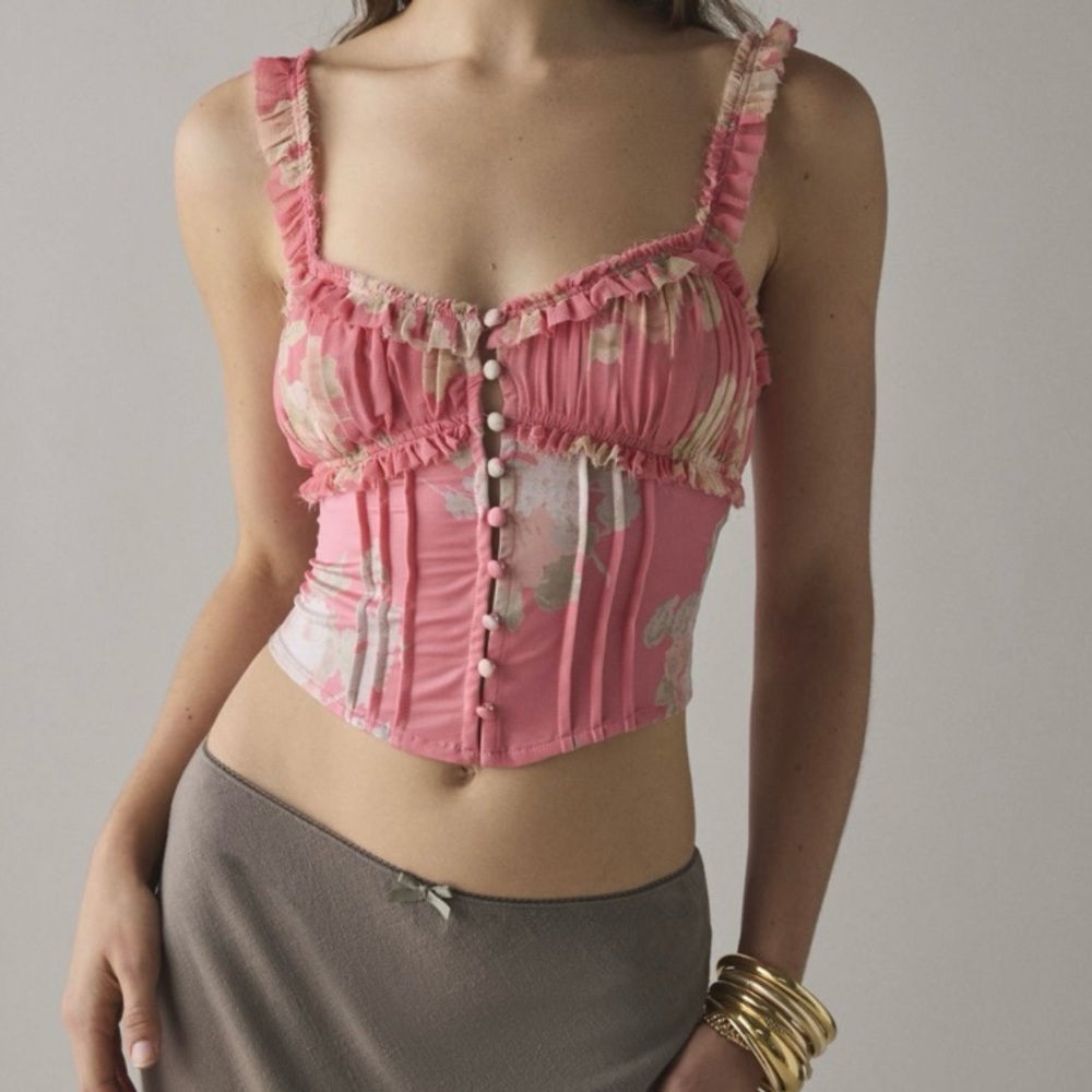 🟤NWT! KIMCHI BLUE Claudia Ruffle-Trim Cropped
Corset Top in Pink Floral